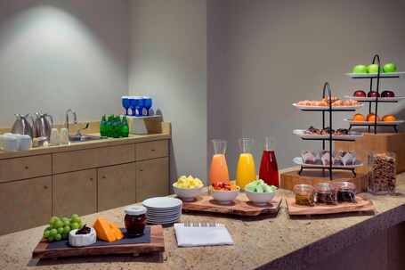 Marriott Downtown at CF Toronto Eaton Centre - Image 20