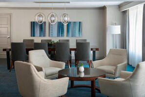 Suite – president, 1 soverom, balkong | Sengetøy av topp kvalitet, dundyner og senger med overmadrass