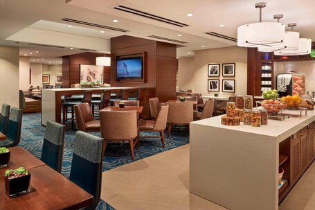 Marriott Downtown at CF Toronto Eaton Centre - Image 19