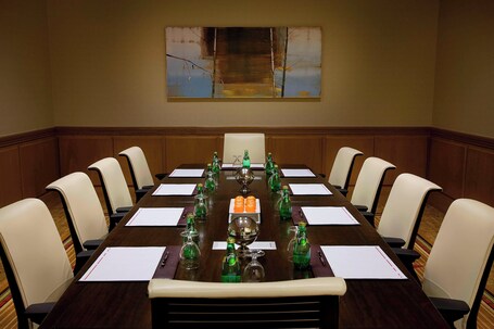 Marriott Downtown at CF Toronto Eaton Centre - Image 32