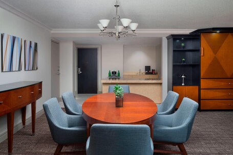 Marriott Downtown at CF Toronto Eaton Centre - Image 60