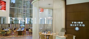 Marriott Downtown at CF Toronto Eaton Centre