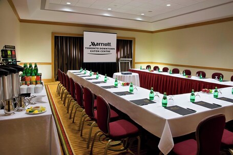 Marriott Downtown at CF Toronto Eaton Centre - Image 30