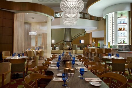 Marriott Downtown at CF Toronto Eaton Centre - Image 54