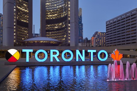 Marriott Downtown at CF Toronto Eaton Centre - Image 43