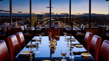 Breakfast and dinner served, American cuisine