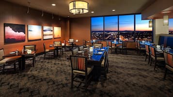 Breakfast and dinner served, American cuisine