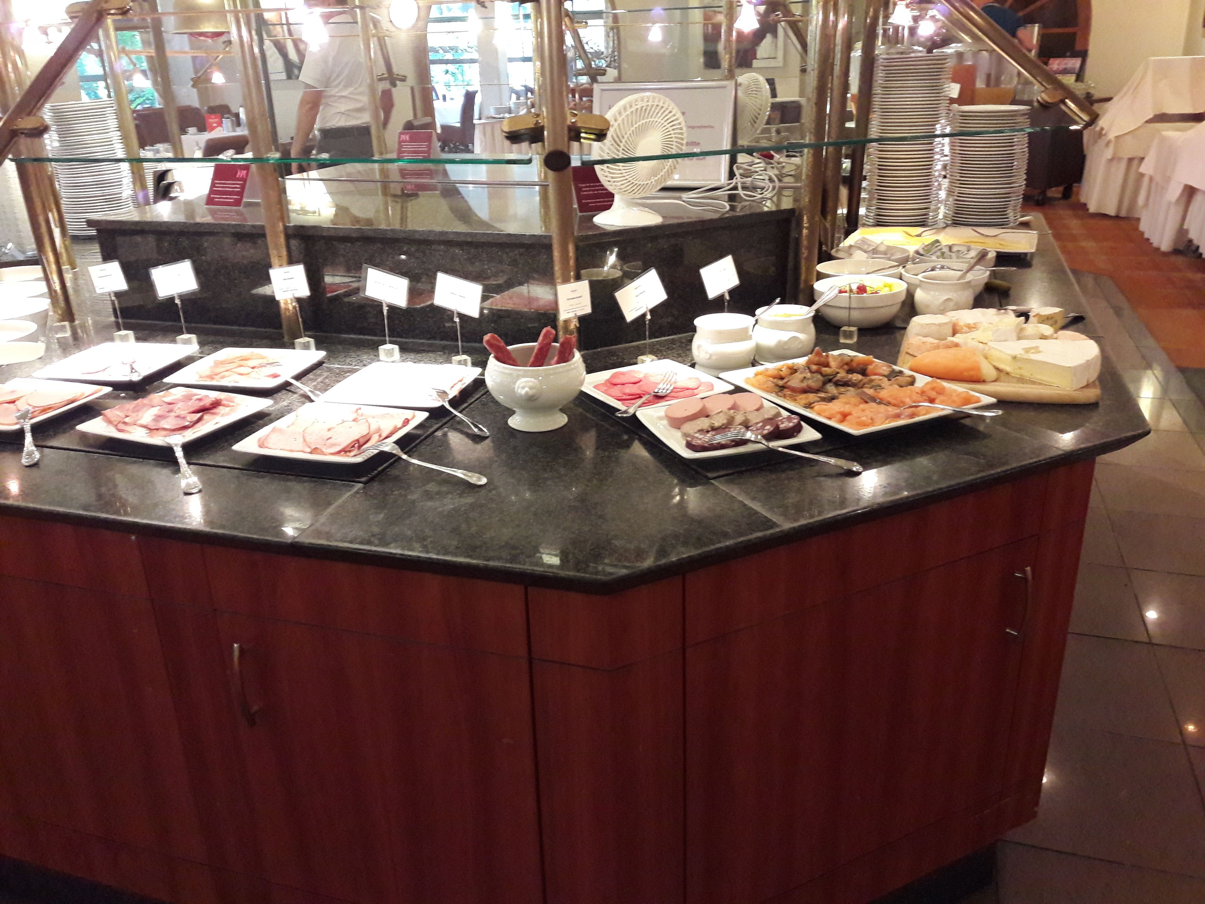 Daily buffet breakfast (EUR 18 per person)