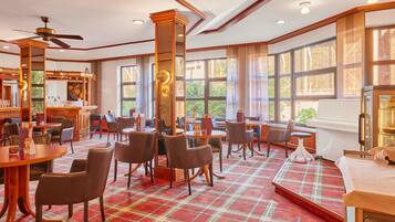 Bar (in der Unterkunft)