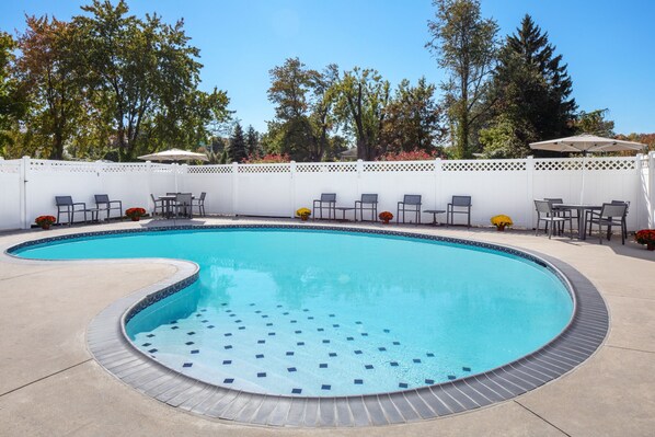 Seasonal outdoor pool