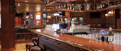 Bar (en la propiedad)