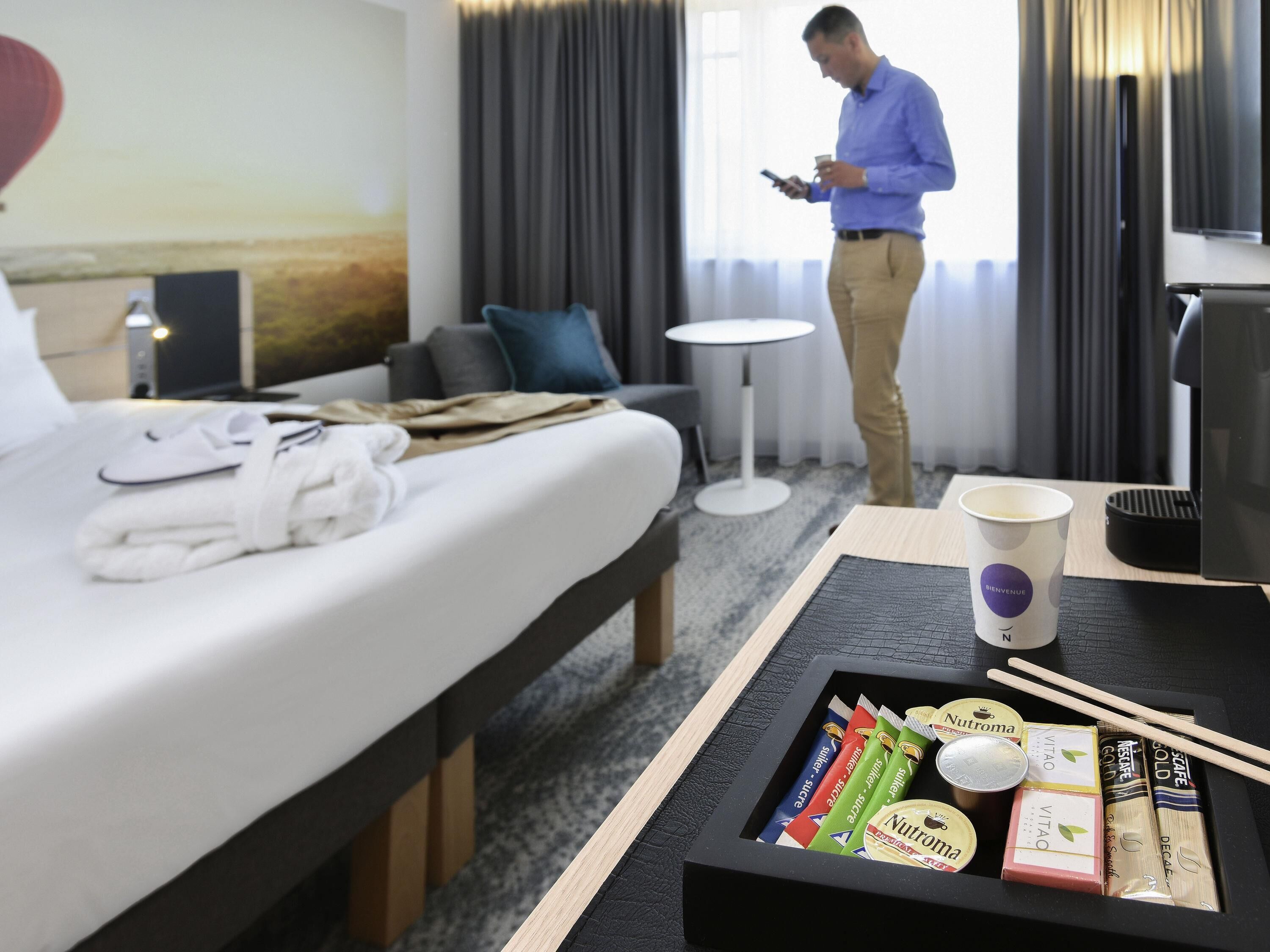 Executive kamer, 1 tweepersoonsbed met slaapbank | Luxe beddengoed, een kluis op de kamer, een laptopwerkplek