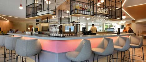 Bar (in der Unterkunft)