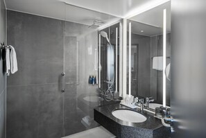 Shower, eco-friendly toiletries, hair dryer, towels