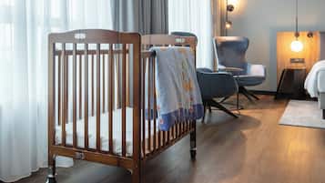 Familien Zimmer | 1 Schlafzimmer, Allergikerbettwaren, Zimmersafe, Schreibtisch