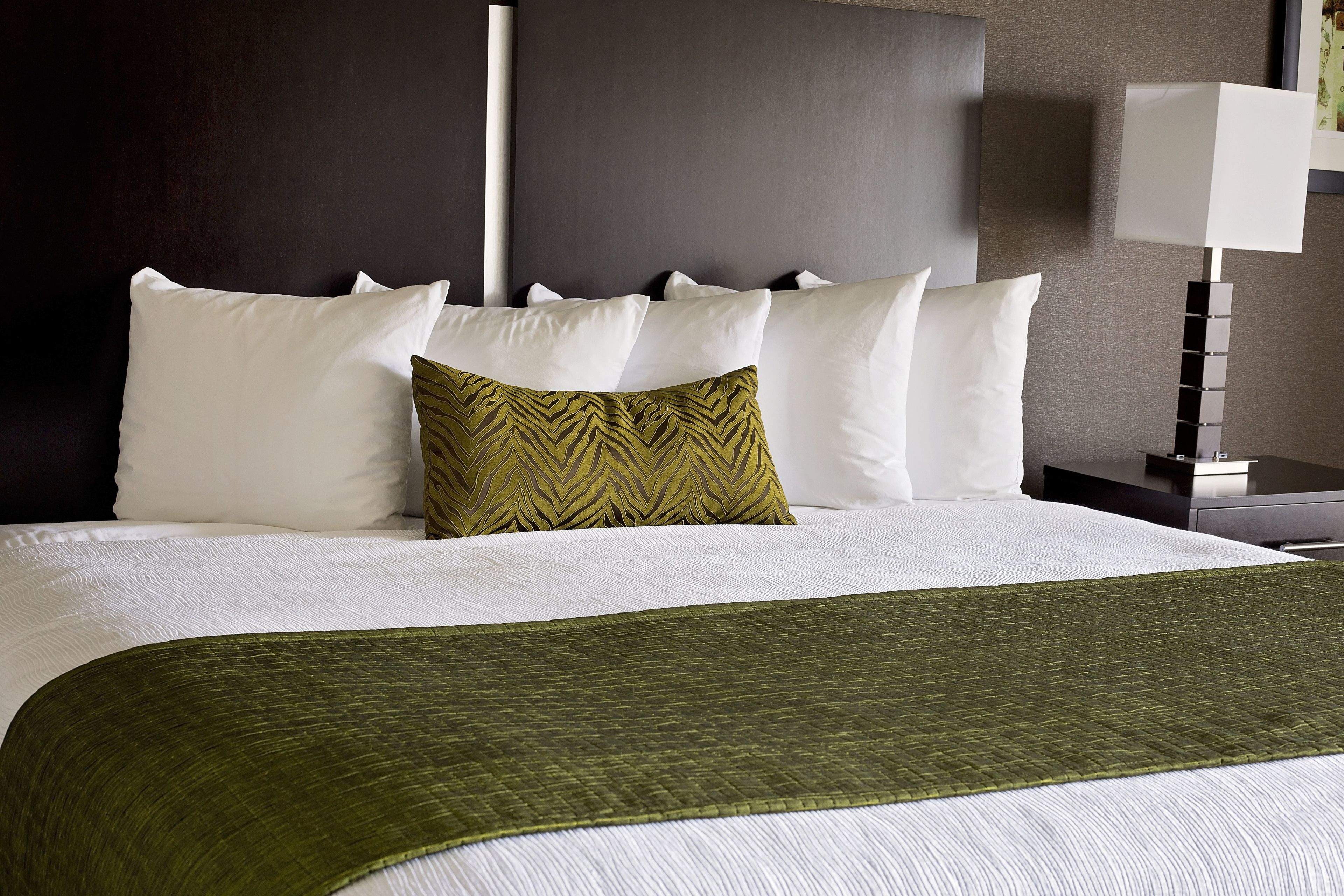 in-room safe, laptop workspace, blackout curtains, iron/ironing board