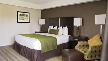 Pengeskab på værelset, arbejdsområde til bærbare computere