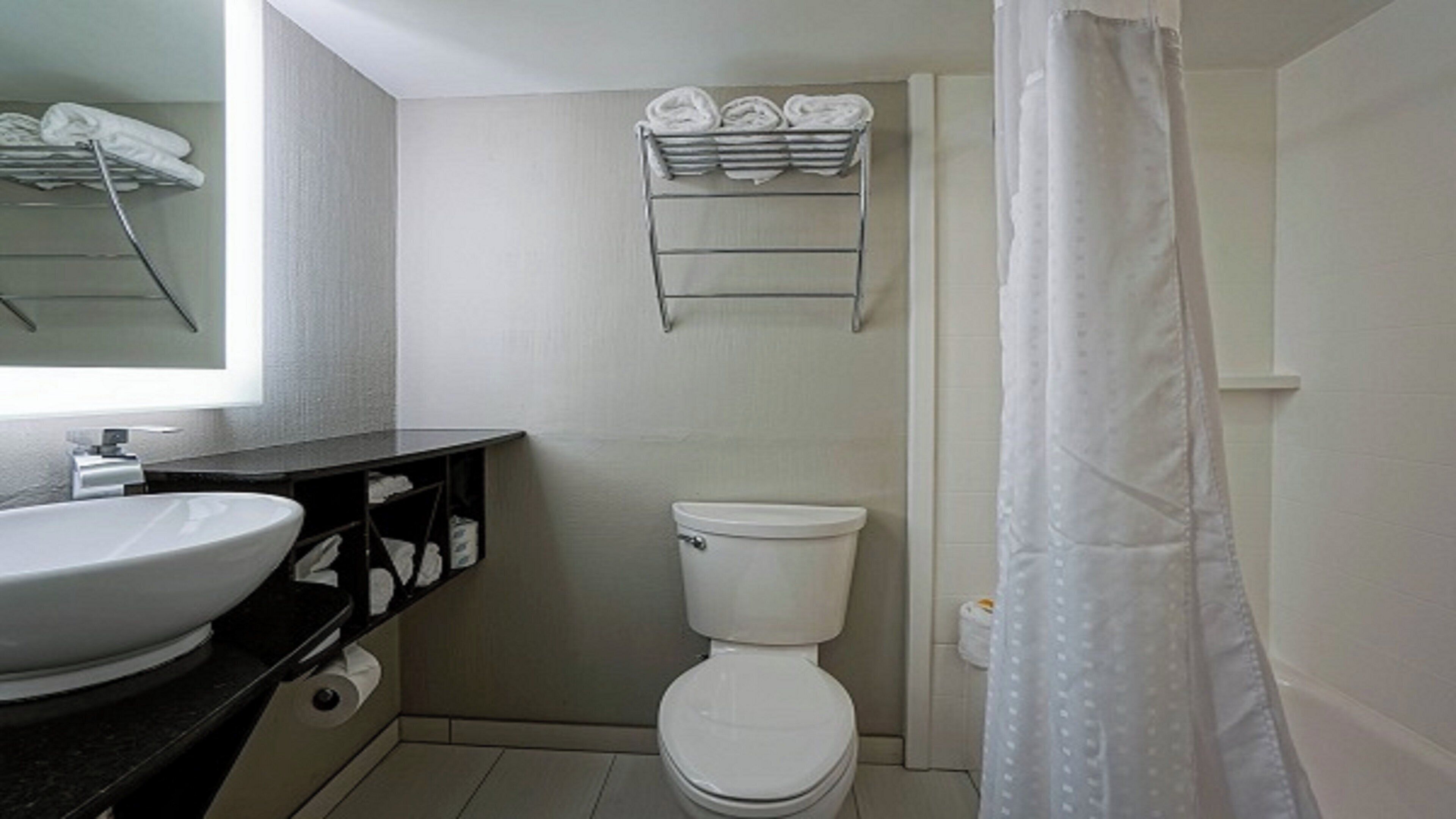 Photo - Holiday Inn At the Campus by IHG