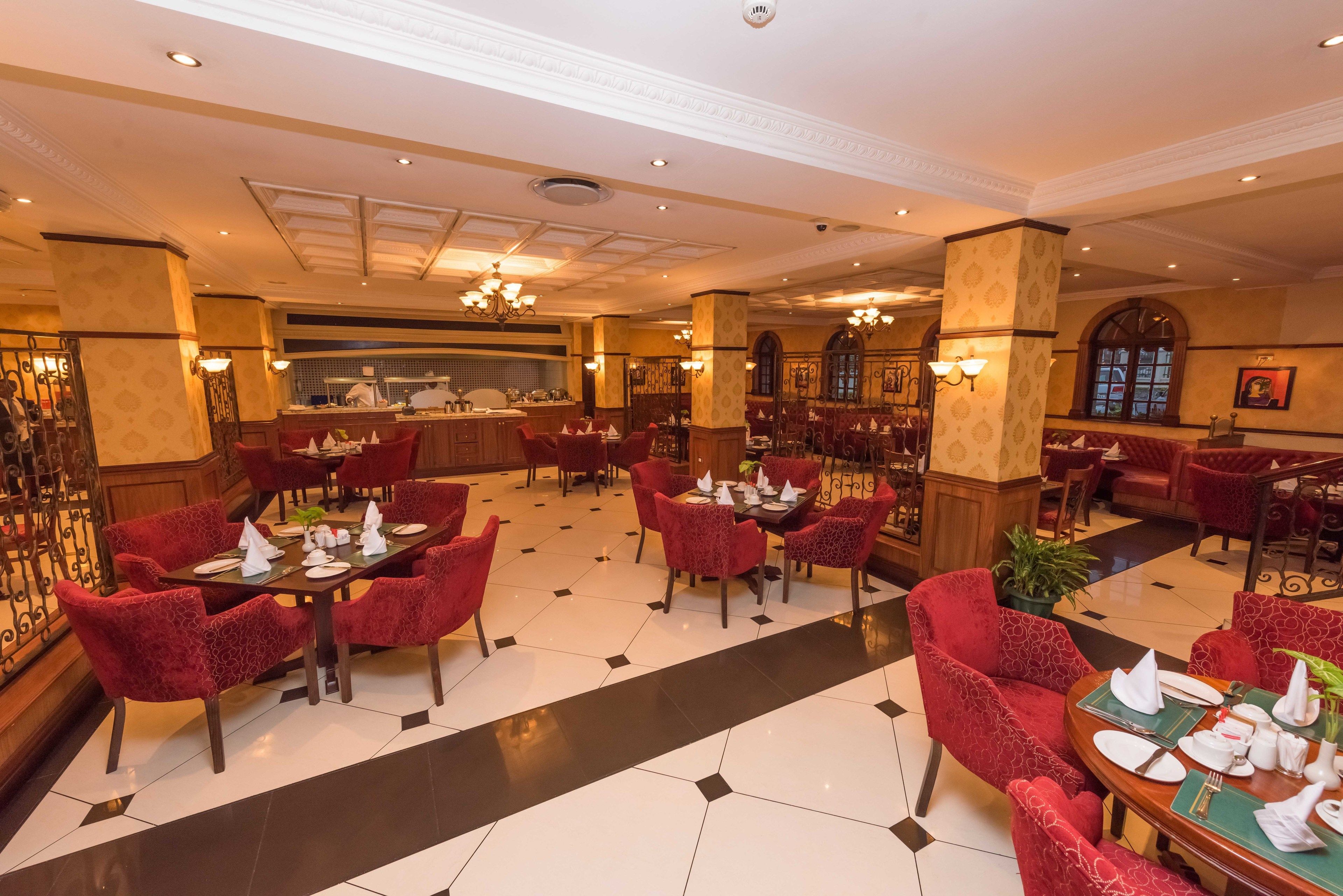 2 restaurants, breakfast served