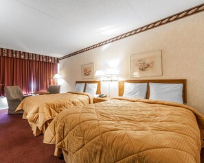 Iron/ironing board, free WiFi, bed sheets - Rodeway Inn Sweetwater South (Sweetwater)
