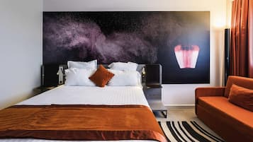 Classic Room, Multiple Beds | In-room safe, desk, blackout drapes, soundproofing