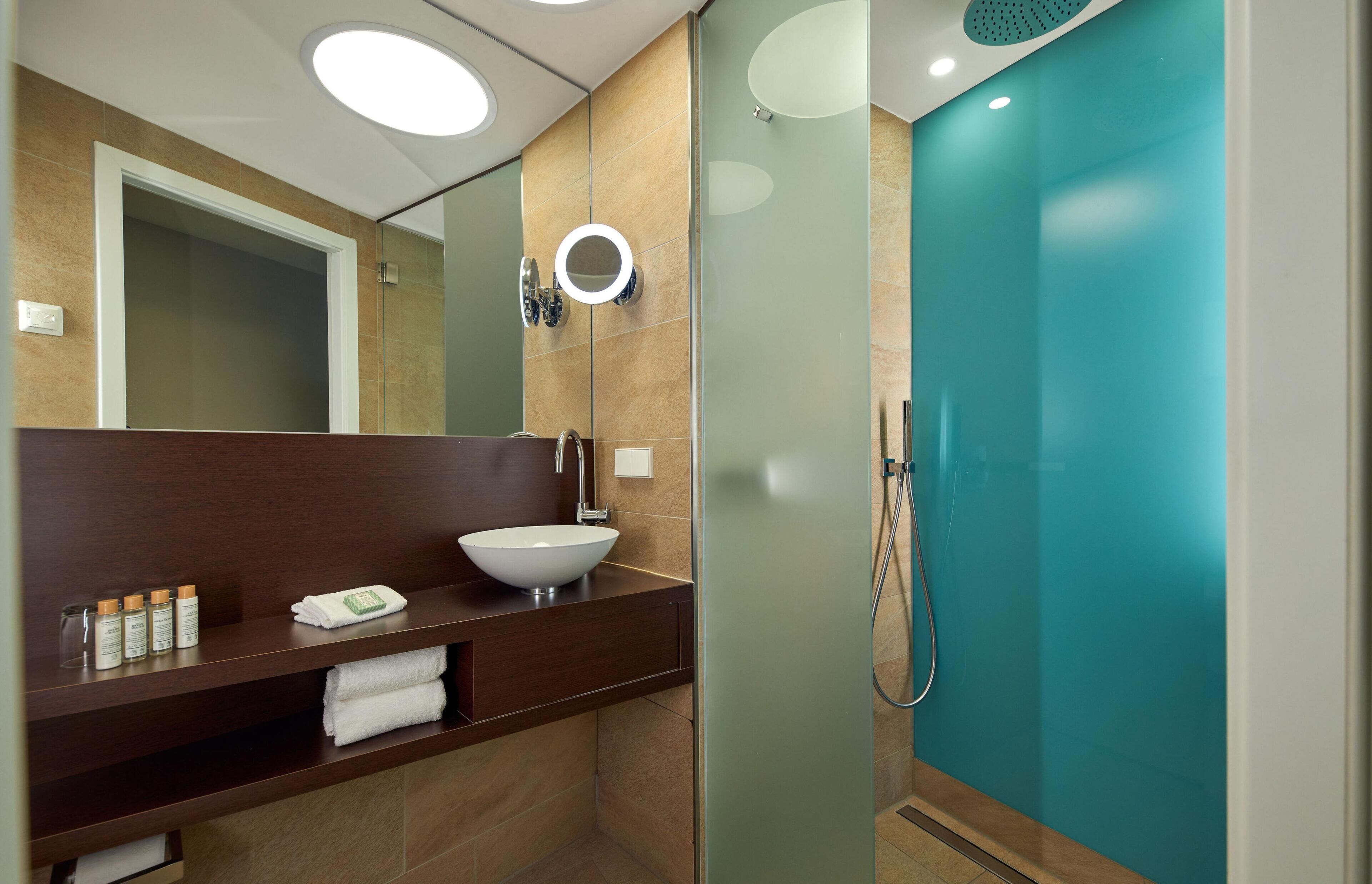 Foto - Wasserturm Hotel Cologne, Curio Collection by Hilton