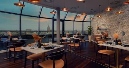 Wasserturm Hotel Cologne, Curio Collection by Hilton