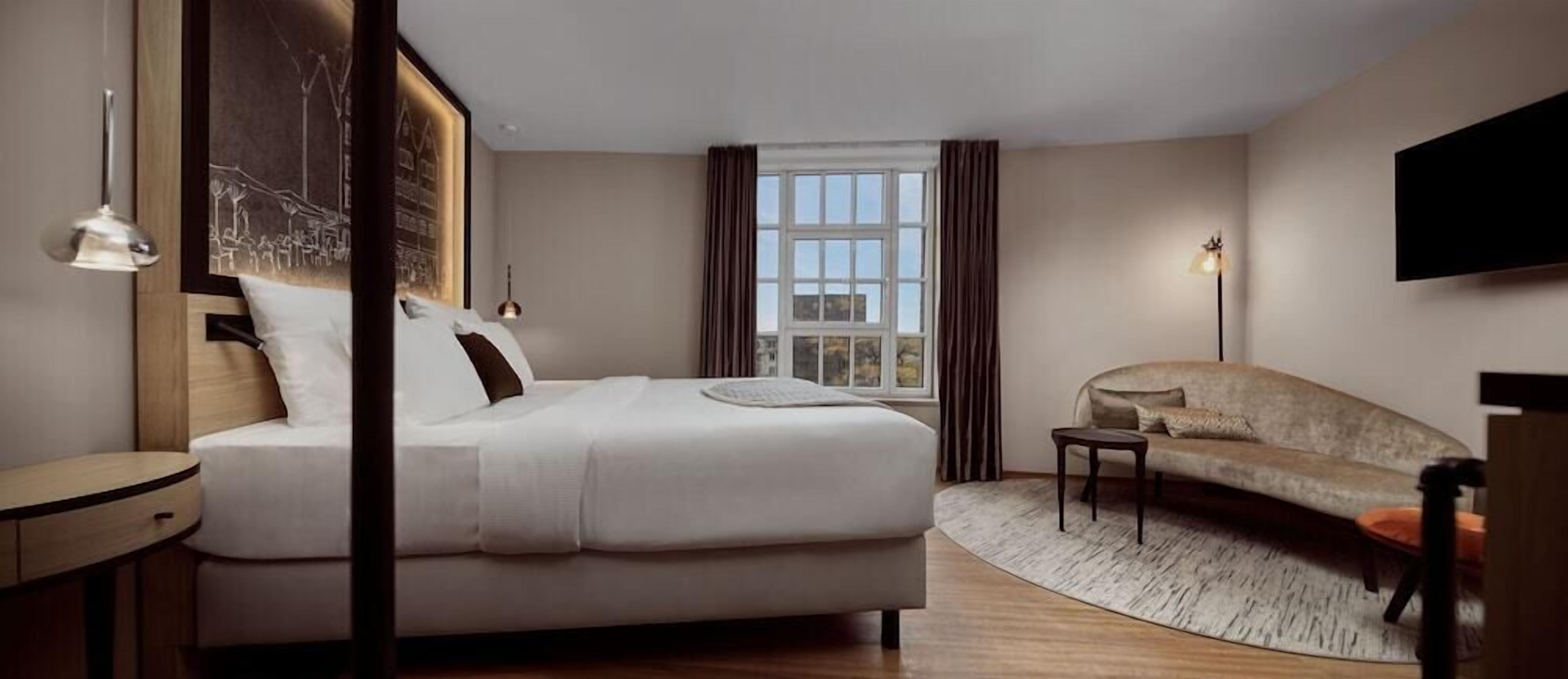 Hypo-allergenic bedding, down duvets, minibar, in-room safe