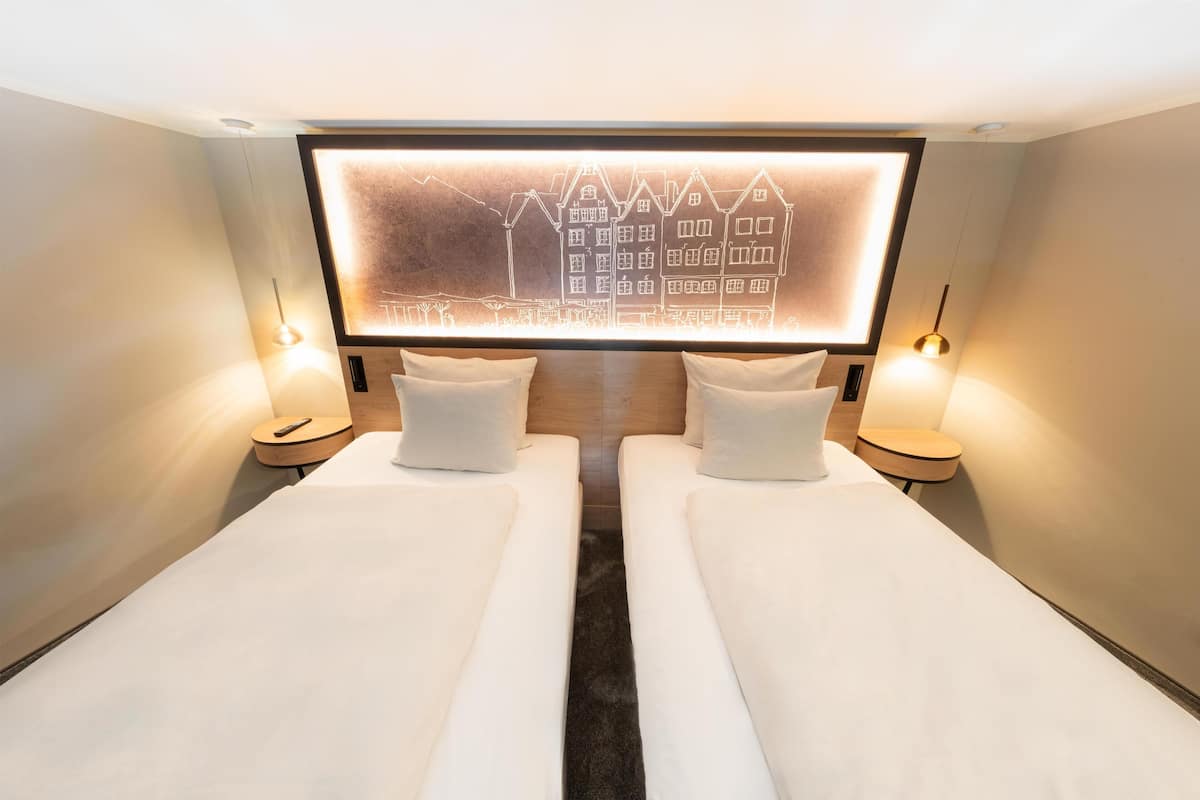 Suite, 2 Twin Beds (Tower Duplex) | Hypo-allergenic bedding, down comforters, minibar, in-room safe