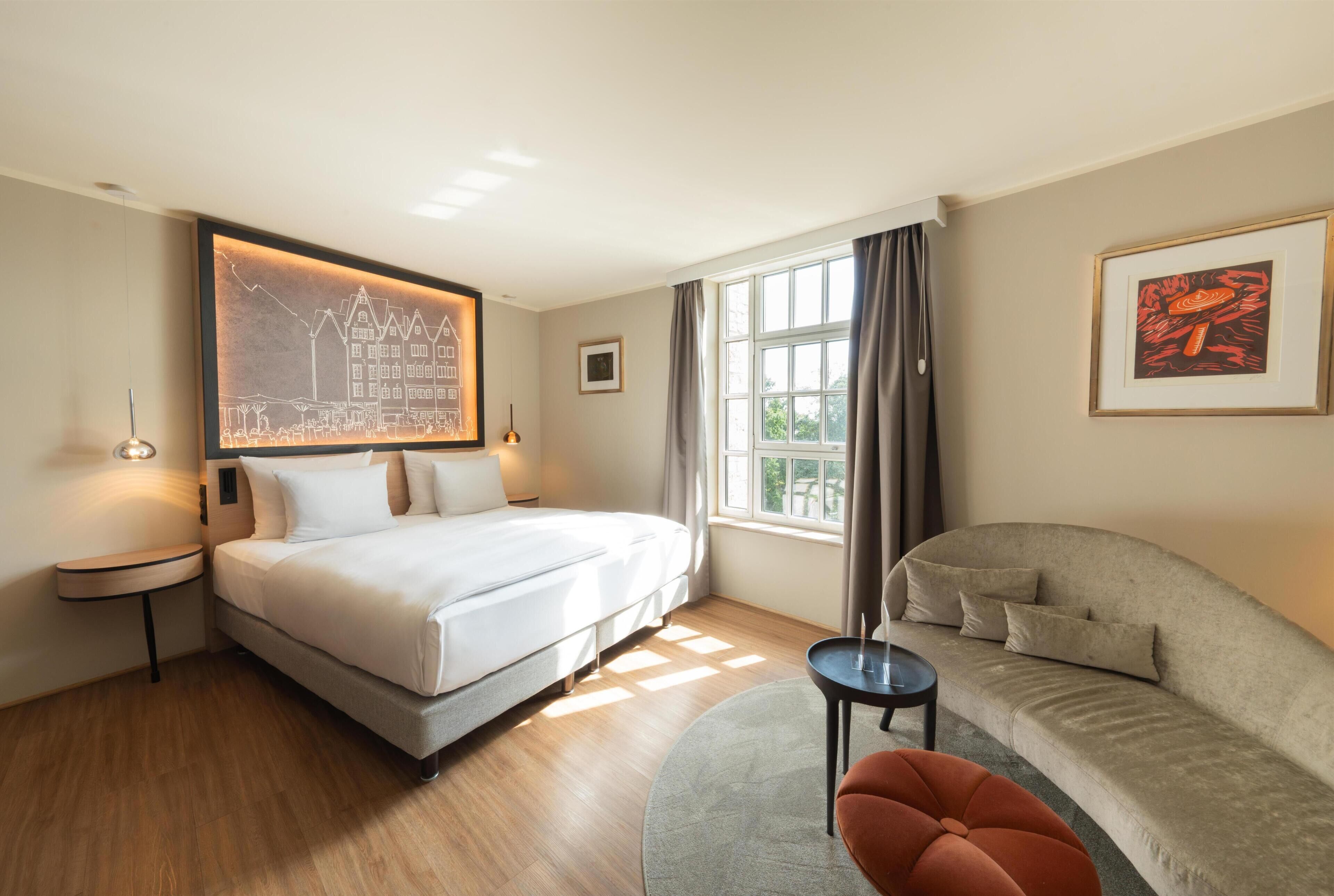 Deluxe Room, 1 King Bed (Aqua) | Living area | 55-inch Smart TV with digital channels, TV