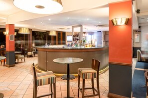 Bar (on property) - Seasons Of Perth (Perth)