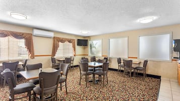 Free daily full breakfast