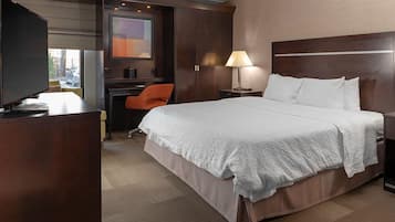 Escritorio, tabla de planchar con plancha y cunas gratuitas