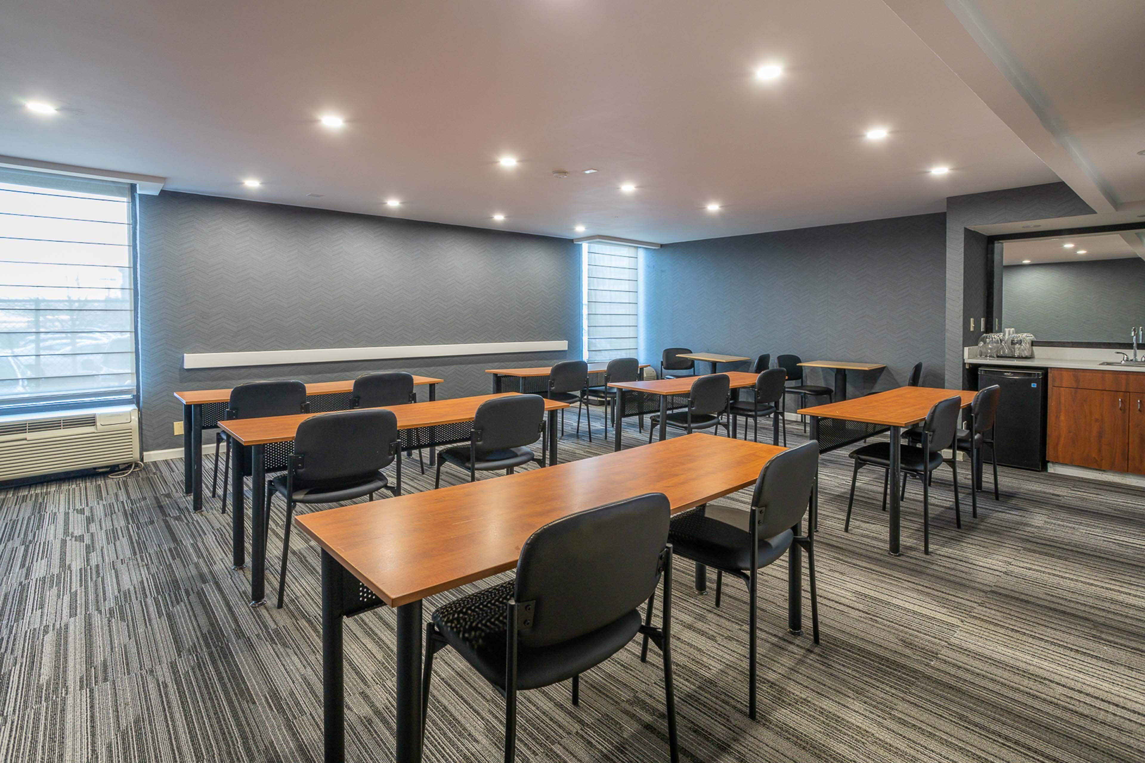 Foto - Holiday Inn Express Newark Airport Elizabeth by IHG