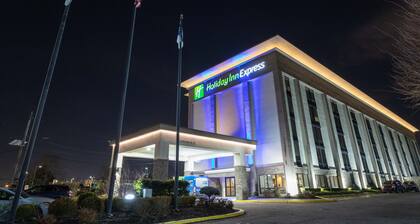 Holiday Inn Express Newark Airport Elizabeth by IHG