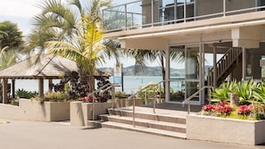 Exterior - Kingsgate Hotel Autolodge Paihia (Paihia)