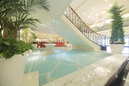 Lobby. Hotel Nikko Princess Kyoto