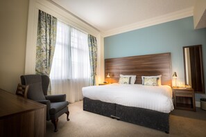 Standard Room, 1 King Bed, Non Smoking | Iron/ironing board, free WiFi, bed sheets, alarm clocks - Best Western Station Hotel (Dumfries)