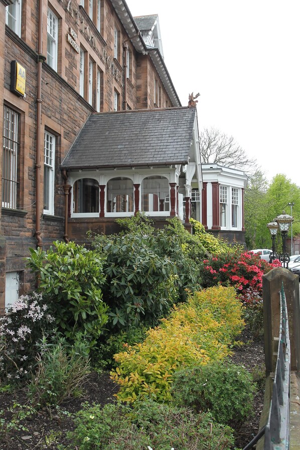 Garden - Best Western Station Hotel (Dumfries)