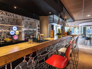 Bar (in der Unterkunft)