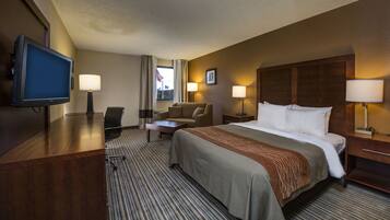 Bantalan ekstra lembut, meja kerja, dan setrika/meja setrika