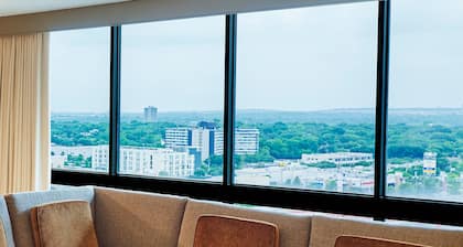 DoubleTree by Hilton San Antonio Airport