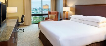 DoubleTree by Hilton San Antonio Airport