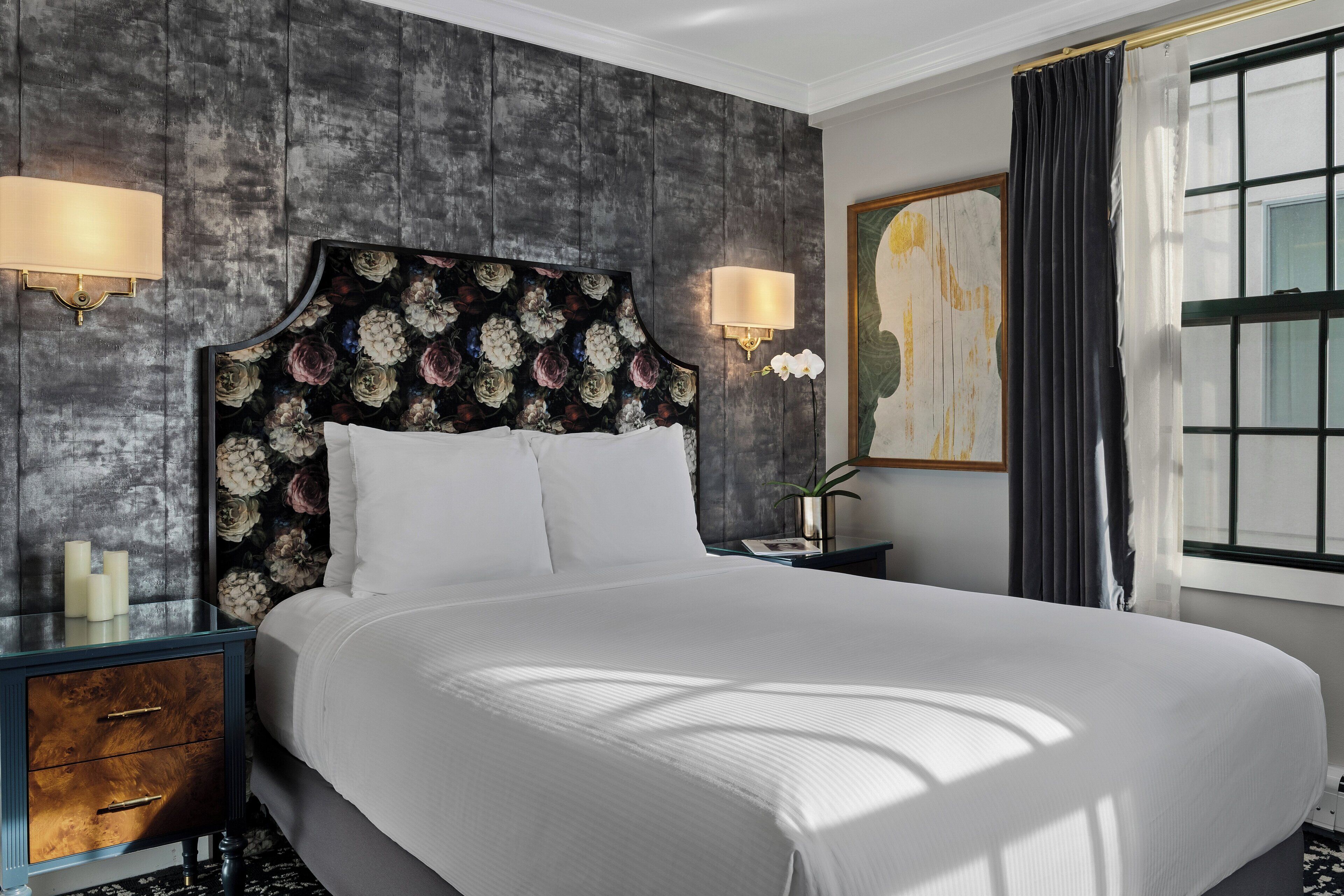 deluxe suite, 1 queen bed with sofa bed | hypo-allergenic bedding, pillow-top beds, blackout curtains, free wifi