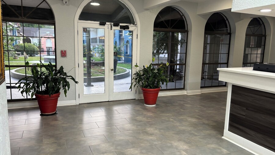 Studio 6 Tallahassee, FL – North Monroe