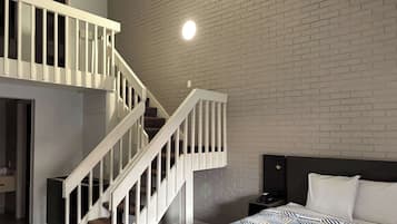 Iron/ironing board, free WiFi, bed sheets, alarm clocks