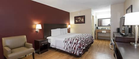 Superior Room, 1 King Bed, Non Smoking | Desk, blackout curtains, iron/ironing board, free cots/infant beds