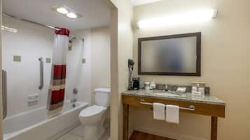 Kamar Superior, 2 Tempat Tidur Double, akses difabel, Bebas Asap Rokok | Kamar mandi | Pengering rambut, handuk, sabun, dan sampo