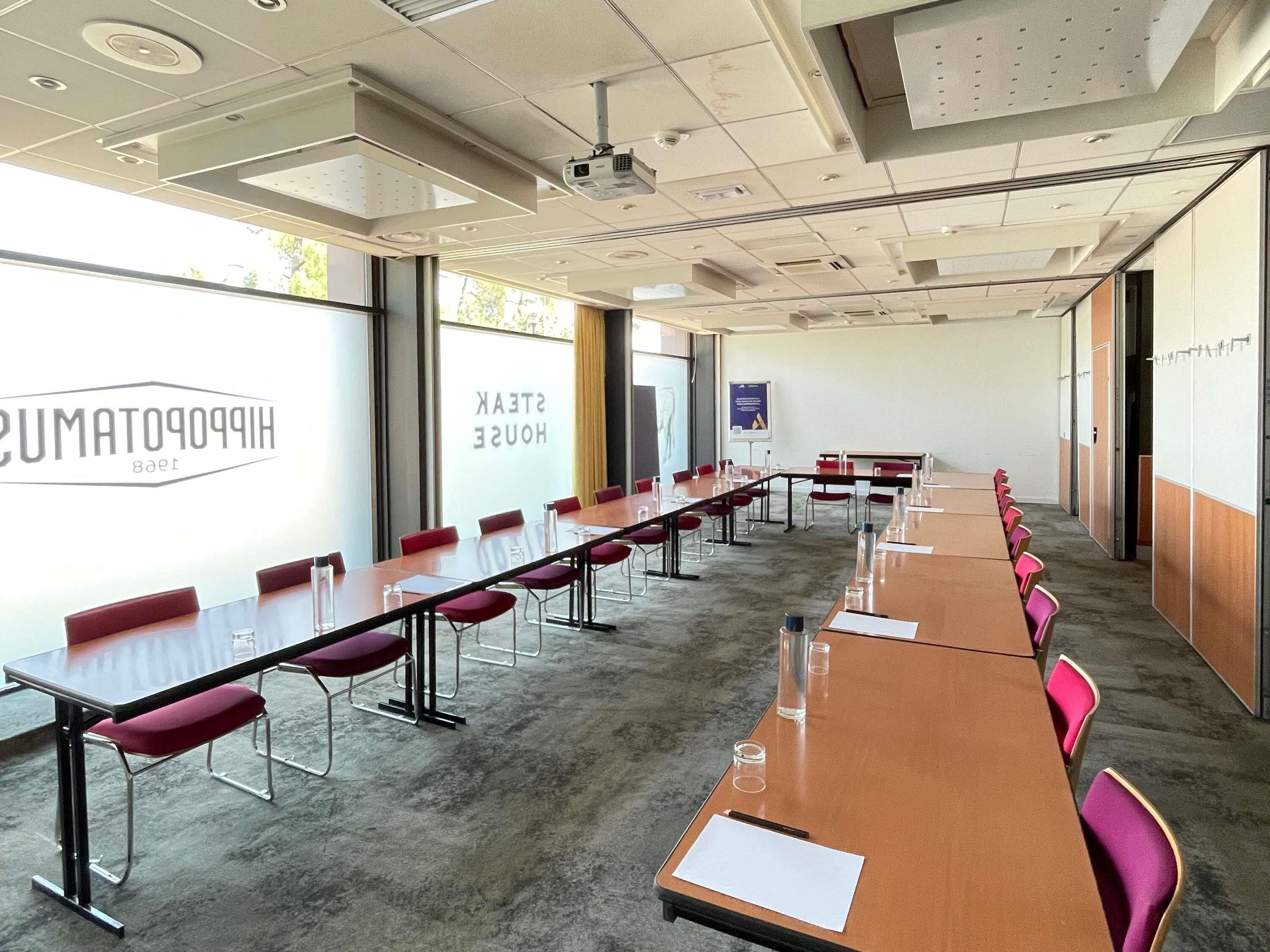 สถานที่จัดงานประชุม