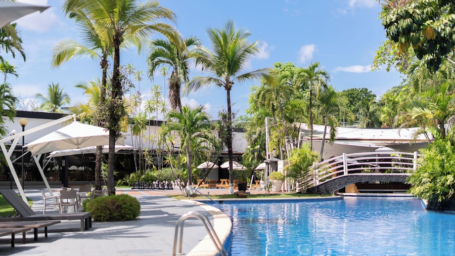 Riande Aeropuerto Hotel & Casino